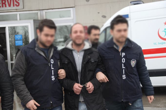 Minibüste kanlı infaz: 1 Ölü