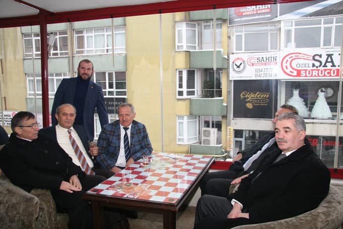 Başkan Düşli'den 'Altın Esnaflar'a ziyaret