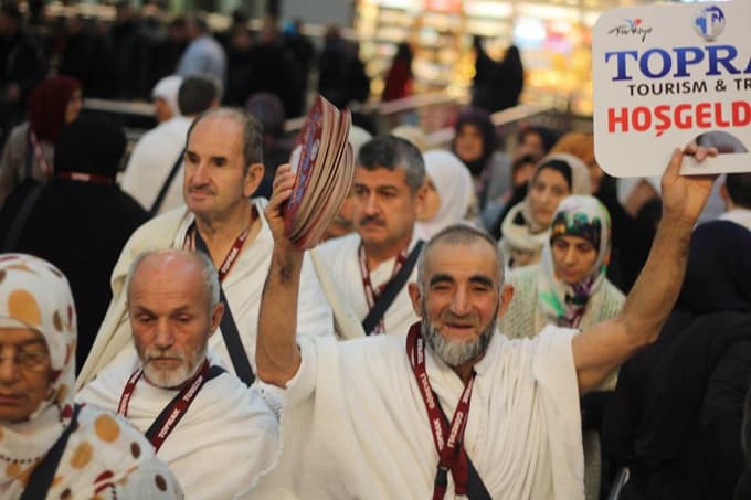 Okul tatilinde Umre'ye yoğun ilgi