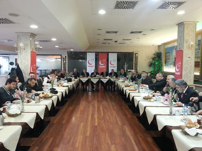 Saadet Partisi 'Halkla Kucaklaşma Programı'...