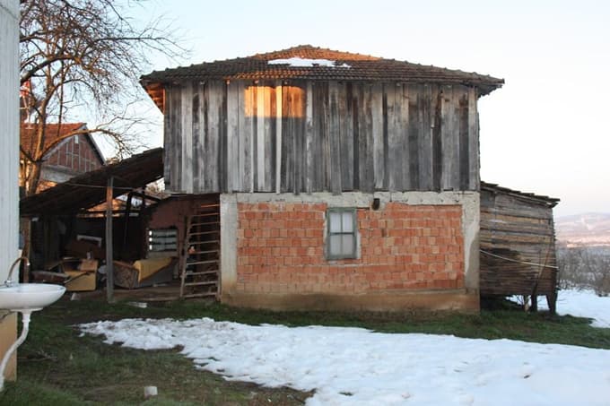 Sakarya'da uyuşturucu laboratuvarı tespit edildi