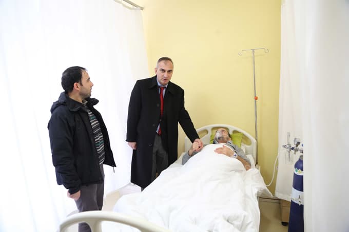 Başkan Yılmazer Hastaları Ziyaret Etti