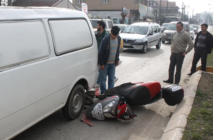 Akyazı'da trafik kazası: 1 yaralı