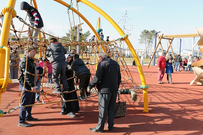 Sakaryalılar güneşin tadını çıkardı