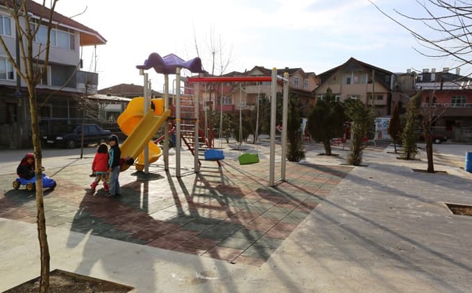 Serdivan'da oyun parkları yenileniyor