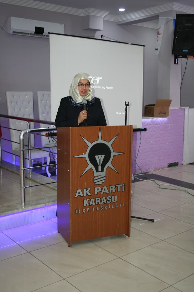 Ak Parti Karasu Kadın Kolları Kongresi yapıldı
