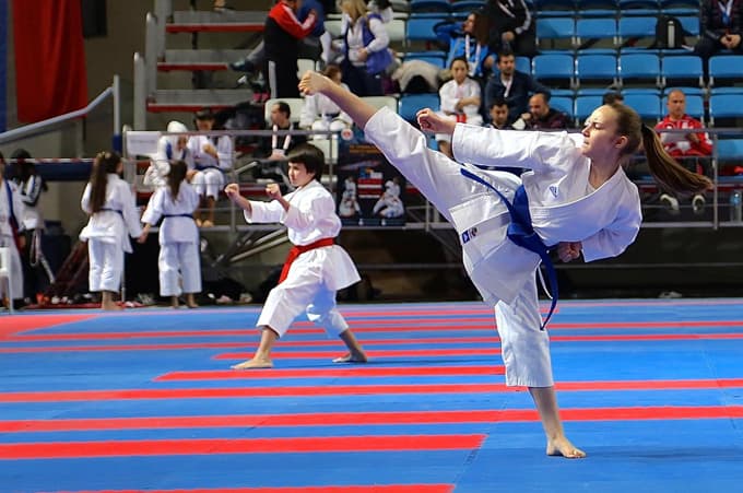 Minikler ve Yıldızlar Türkiye Karate Şampiyonası başladı