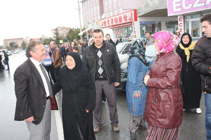 Ferizli'de umre kafilesi yurda döndü 