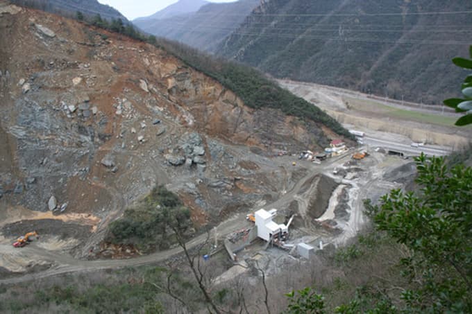 Köylülerden taş ocağına tepki