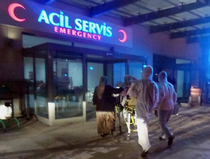 Umreden dönen 2 kişi Mers virüsü şüphesiyle hastanede