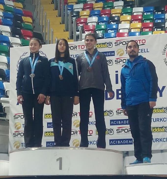 Atletizmde 5 Madalya kazandık