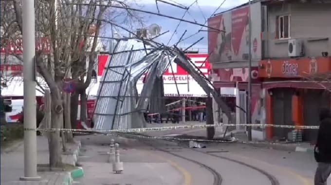 SEDAŞ'ın fırtına sonrası çalışmaları devam ediyor