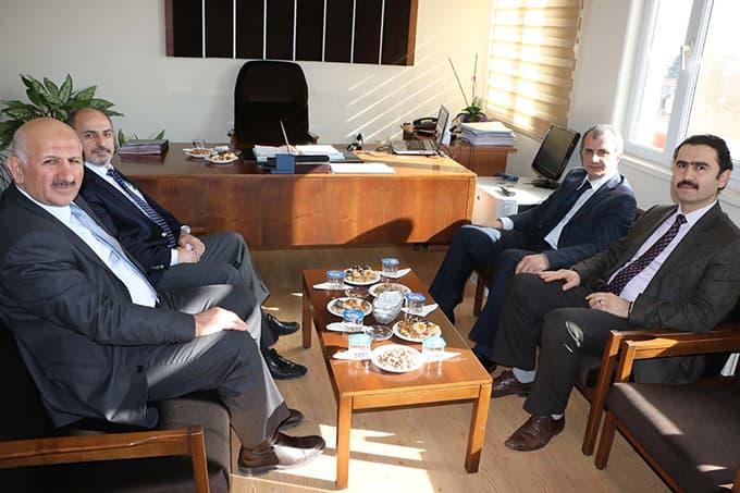 Hasan Sağlam, Yenikent ve Hendek'i inceledi