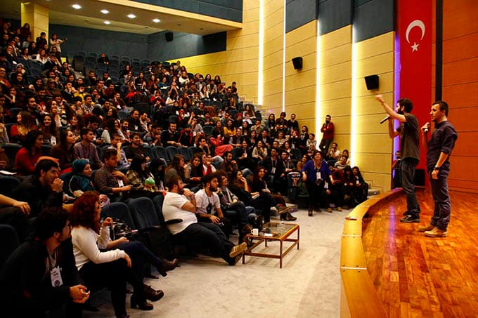 Toplum gönüllüsü gençler SAÜ'de buluştu