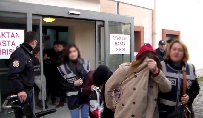 Karasu'da fuhuş operasyonu: 45 gözaltı