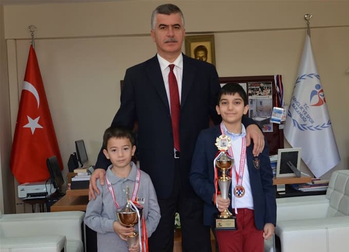 Satrançta Türkiye Şampiyonu Sakarya'dan çıktı