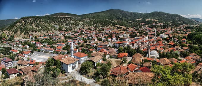 Taraklı yeni meydanına kavuşuyor
