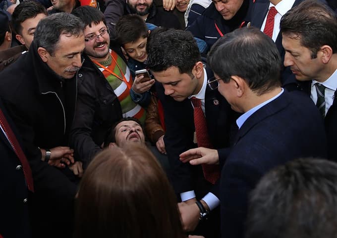 Başbakan Davutoğlu, engellilerin hayalini gerçekleştirecek