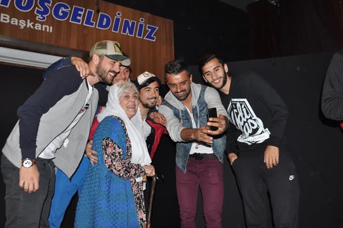 Sakaryasporlu futbolcular uyuşturucuya dikkat çekti