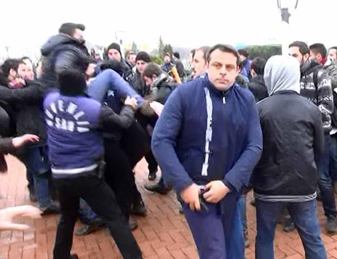 SAÜ'de öğrenciler arasında kavga çıktı