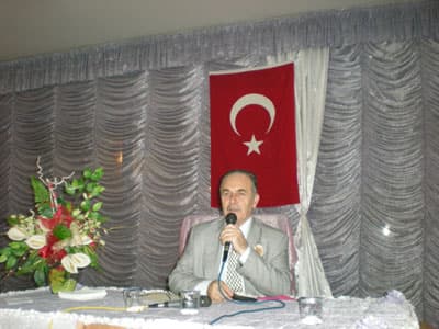 "Camiler Kardeşliğin Sembolüdür"