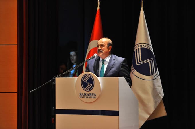 'Spor sevgisi ailede kazanılır'