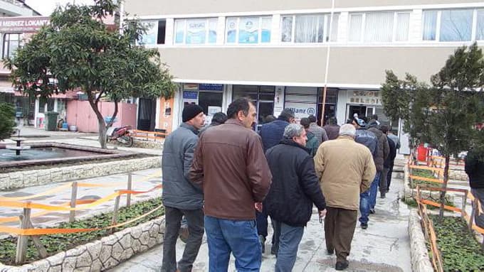 Geyve'de köye ait arazilerin satışına tepki