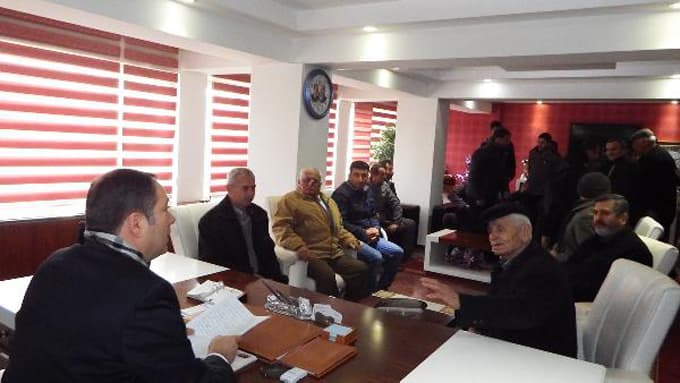 Geyve'de köye ait arazilerin satışına tepki