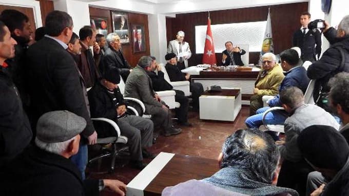 Geyve'de köye ait arazilerin satışına tepki