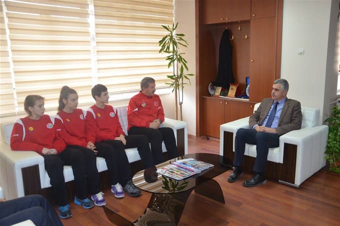 Atletizm sporcularımızdan büyük başarı