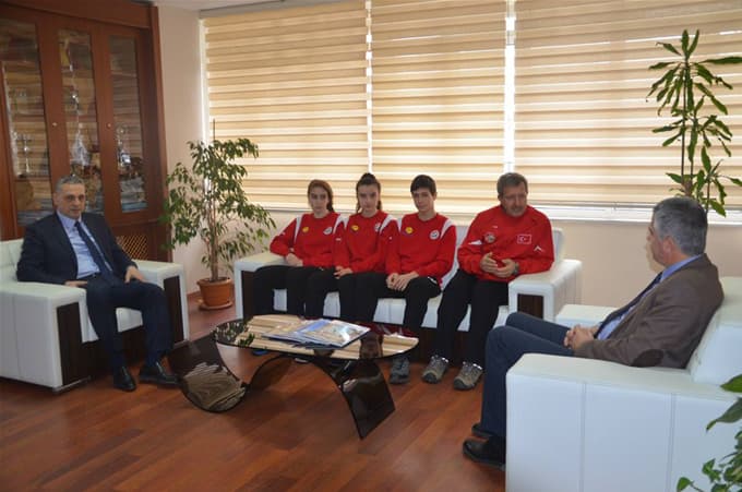 Atletizm sporcularımızdan büyük başarı