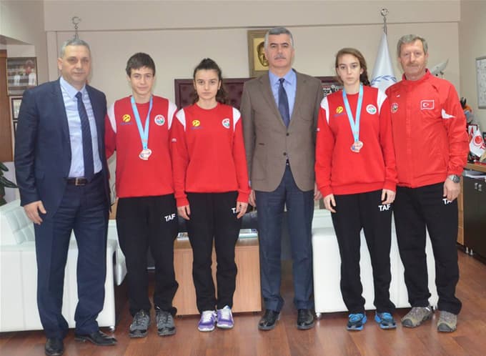 Atletizm sporcularımızdan büyük başarı