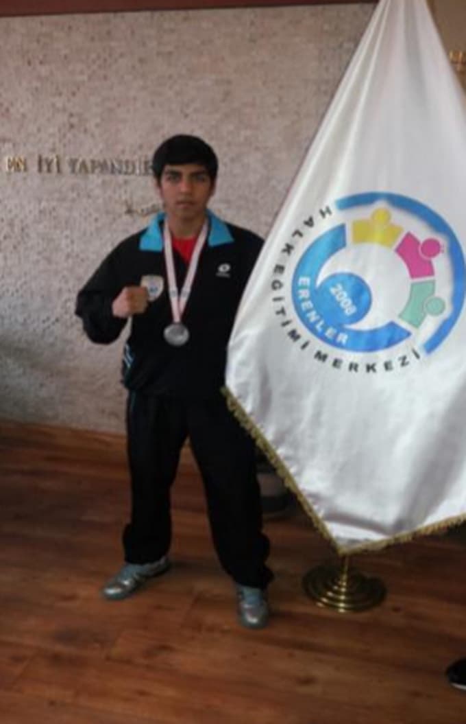 Erenler Halk Eğitim Merkezi spor öğrencisinden başarı