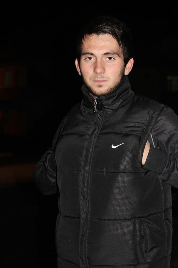 20 yaşındaki genç bıçaklanarak öldürüldü