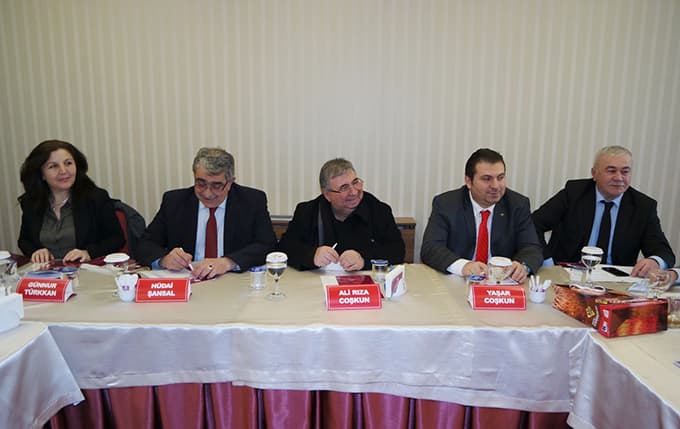 Büyük Coşkunlar, Türkiye genelindeki distribütörleriyle bir araya geldi