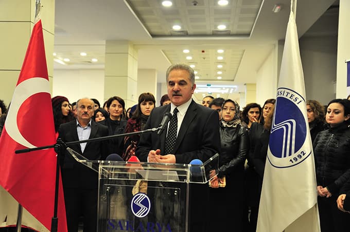 Özgecan Aslan için SAÜ'de bir araya geldiler