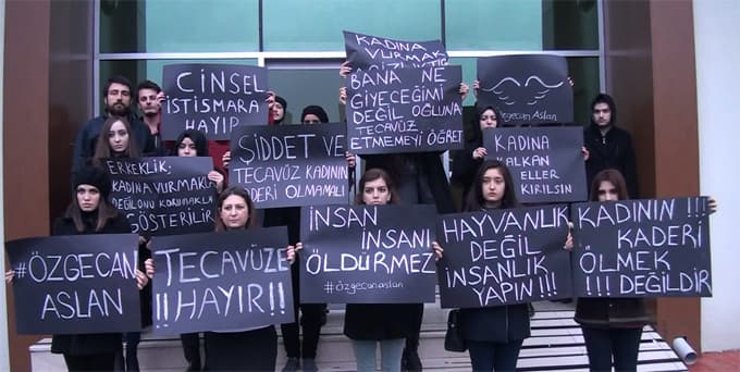 Vadi 54 Yurtları öğrencileri Özgecan için toplandı