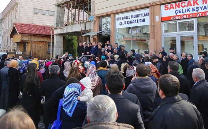 Çiğdem Erdoğan Atabek, adaylık başvurusunu yaptı