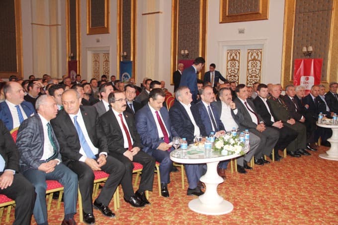 Bakan Çelik'ten 1 milyon 300 bin esnafa müjde