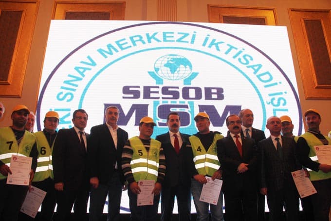 Bakan Çelik'ten 1 milyon 300 bin esnafa müjde