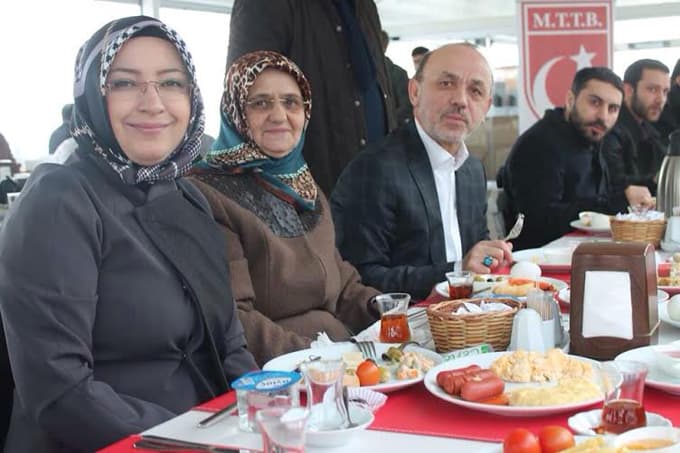 Atabek Genç Adamlarla Buluştu