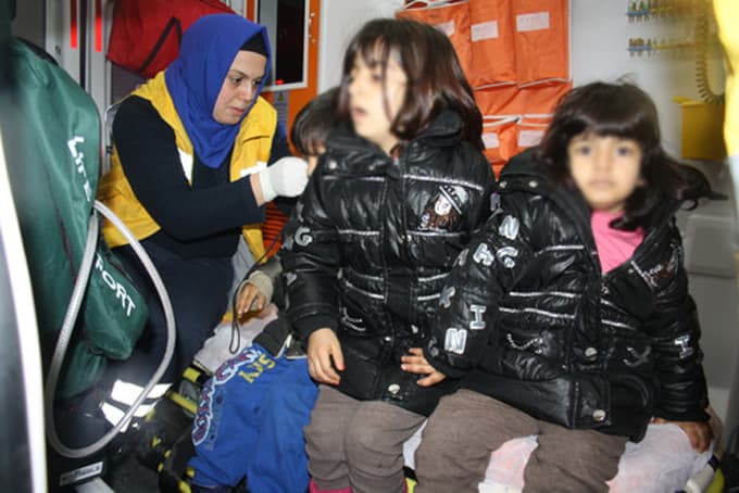 Şehir merkezinde yangın, 6 kişi dumandan etkinlendi