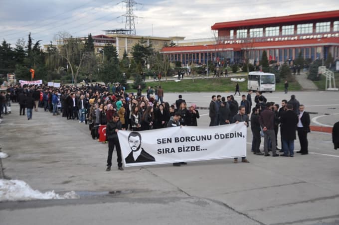 Sakarya'da Fırat Çakıroğlu anısına yürüyüş