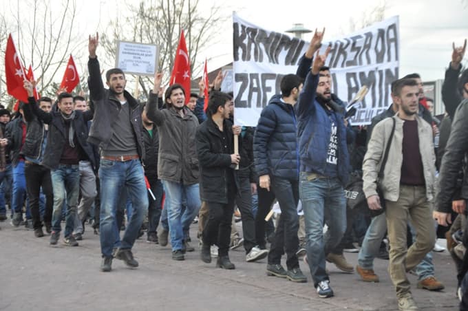 Sakarya'da Fırat Çakıroğlu anısına yürüyüş