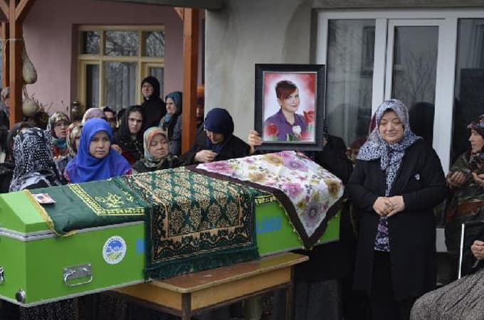 Cevat Ayhan Fen Lisesi, Bilgen öğretmenini kaybetti