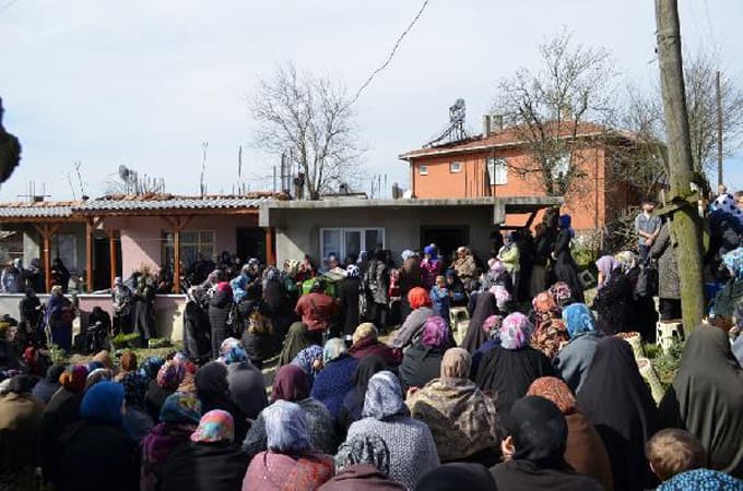Cevat Ayhan Fen Lisesi, Bilgen öğretmenini kaybetti