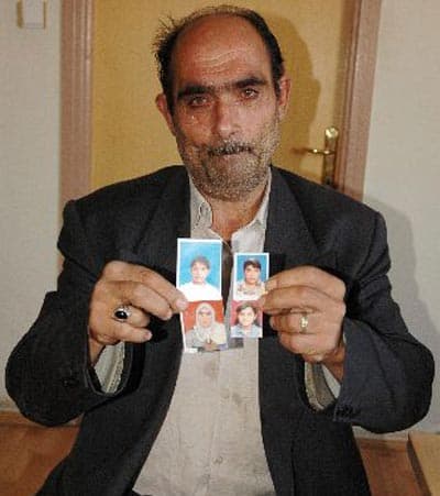 İşsiz Kalınca Eşi ve 3 Çocuğu Tarafından Terk Edildi