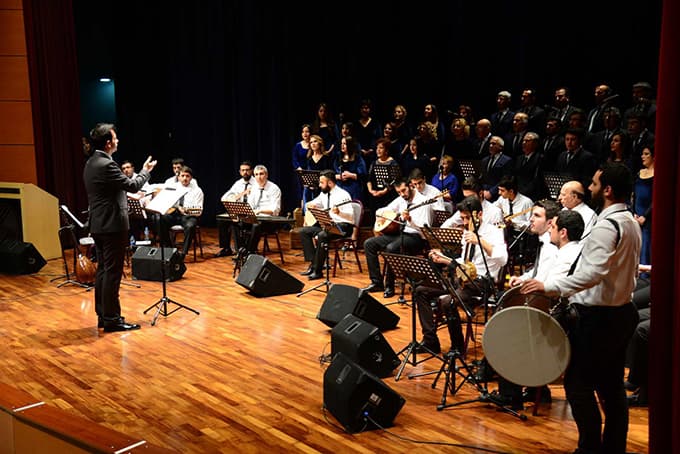 SAÜ'de Türk Halk Müziği konseri