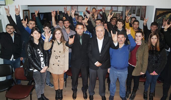 Orhan Ünver, ilk ziyaretini Ülkü Ocaklarına yaptı
