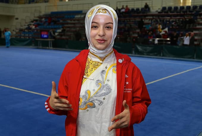 Wushu'nun 'küçük kızı' olimpiyat şampiyonluğunu hedefliyor